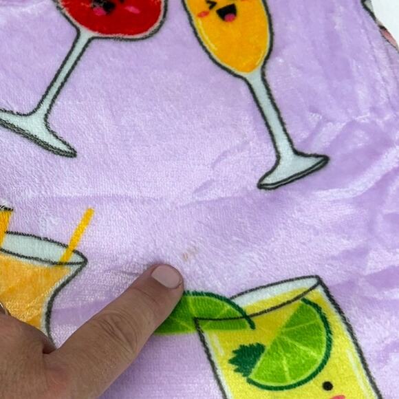 The Oodie Hooded Wearable Blanket Lilac Cocktail Themed Pattern One Size Drinks - Picture 8 of 8